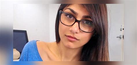 mia khalifa onlyfans blowjob|Mia Khalifa Blowjob Free Videos 